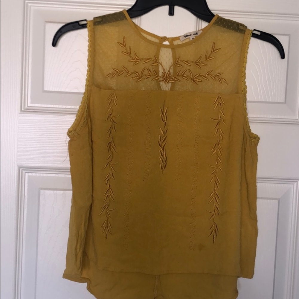 Mustard yellow top